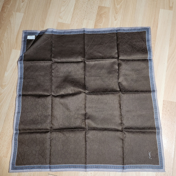 Yves Saint Laurent Scarf /Handkerchief Brandnew - Picture 1 of 8